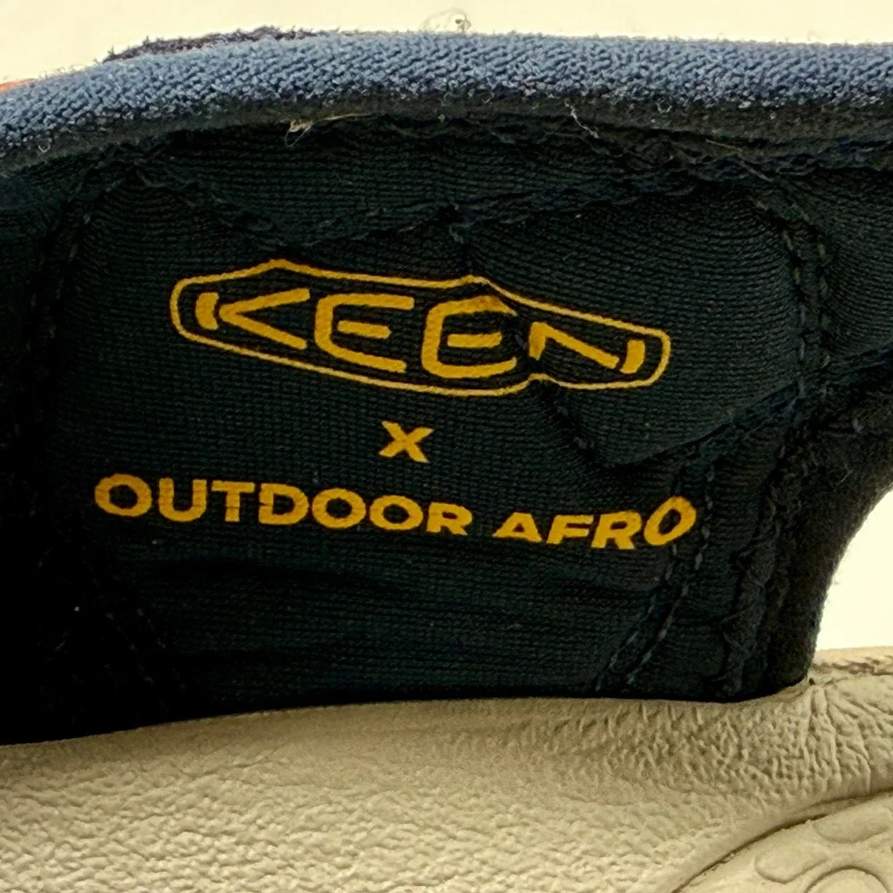 Keen Newport H2 Retro Mens Sz 11 Waterproof Sandals Navy Multi Color Swirl